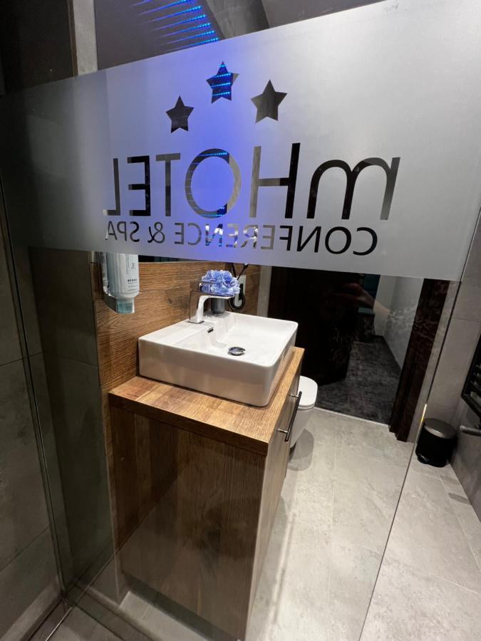 M酒店 罗兹 外观 照片